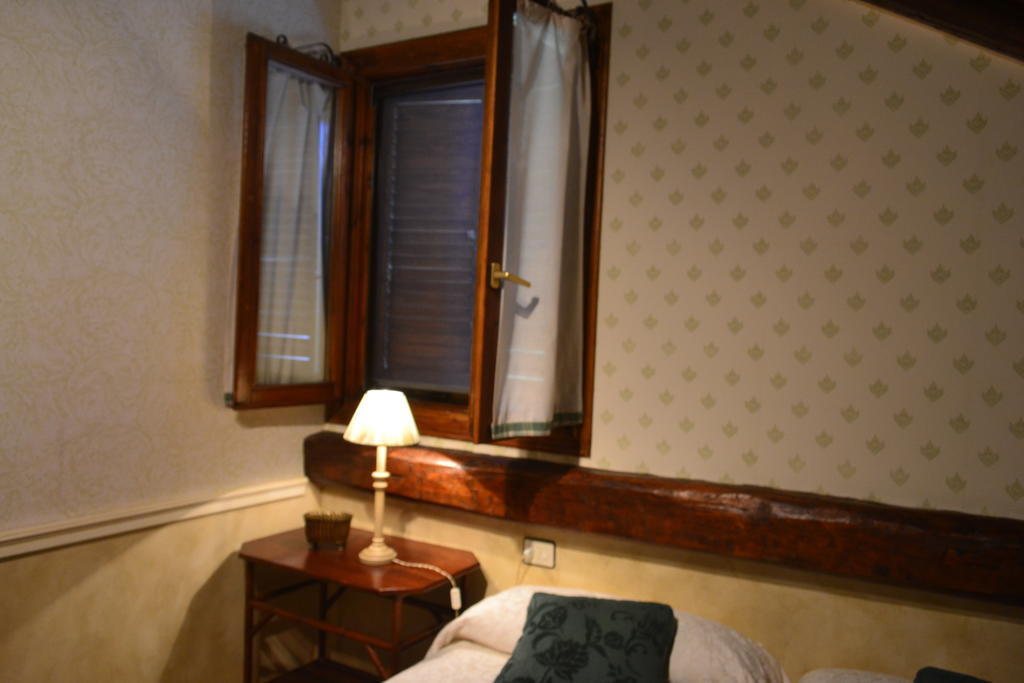 Hotel Casa Frauca Sarvisé Kamer foto